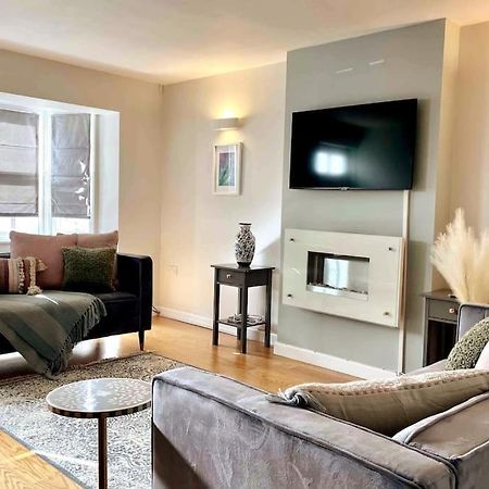 Вилла 3Bed House With Parking Short Walk To Bath Centre Экстерьер фото