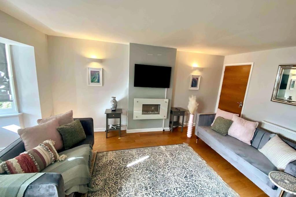 Вилла 3Bed House With Parking Short Walk To Bath Centre Экстерьер фото