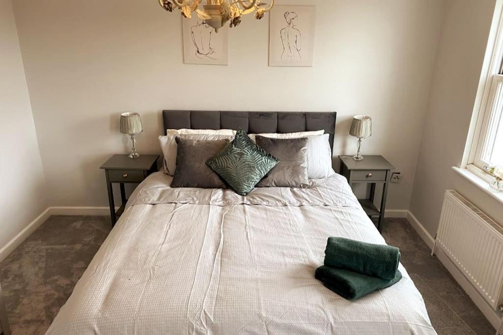 Вилла 3Bed House With Parking Short Walk To Bath Centre Экстерьер фото